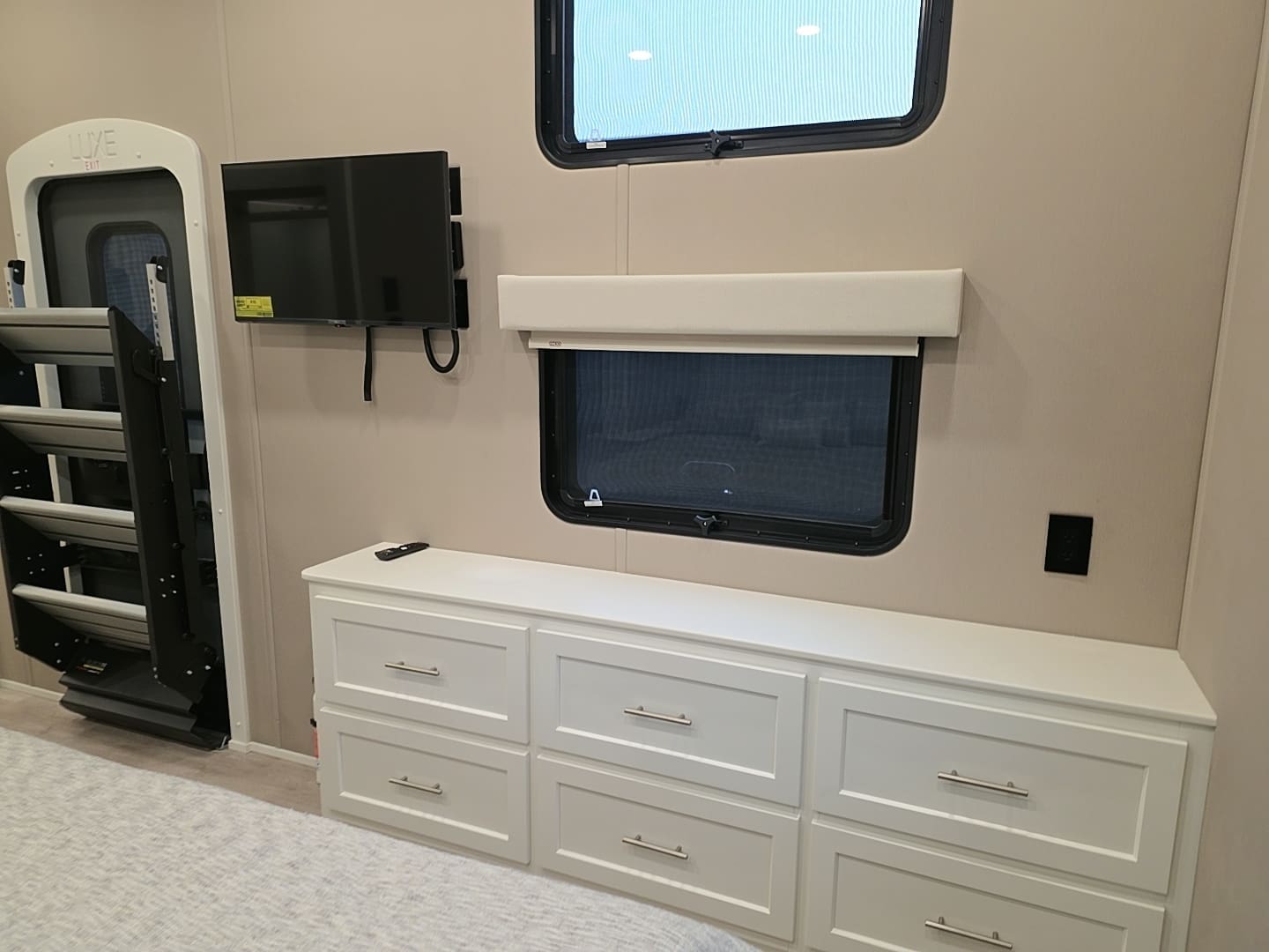 2 Bedroom 2 Bath Fifth Wheel